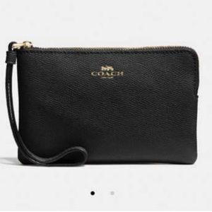 Coach Corner Zip Wallet